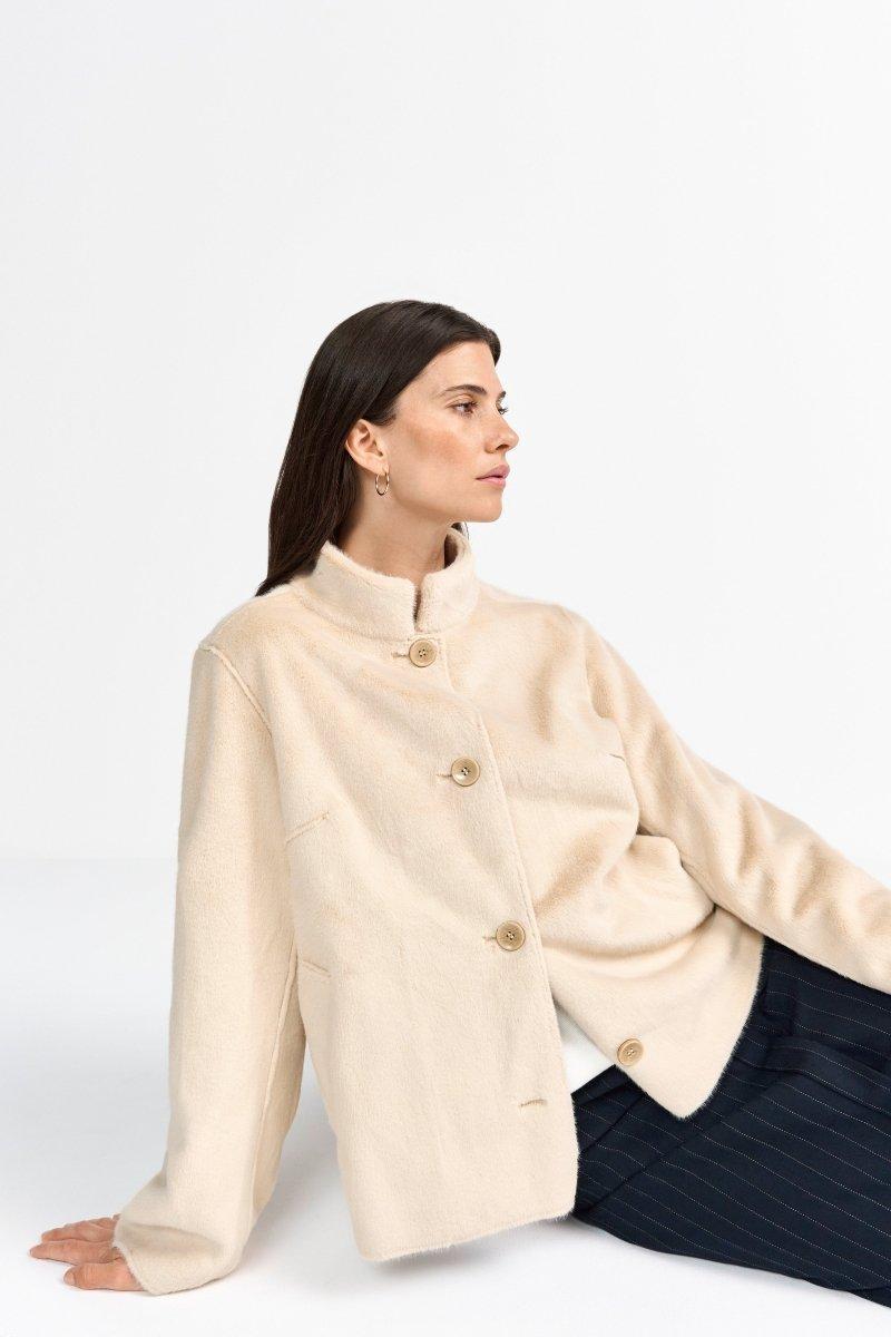 Kurzfelljacke mit Stehkragen-Rich & Royal