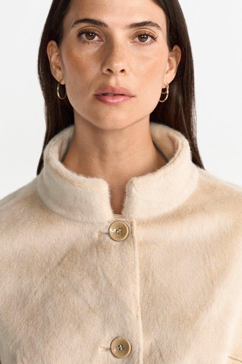 Kurzfelljacke mit Stehkragen-Rich & Royal