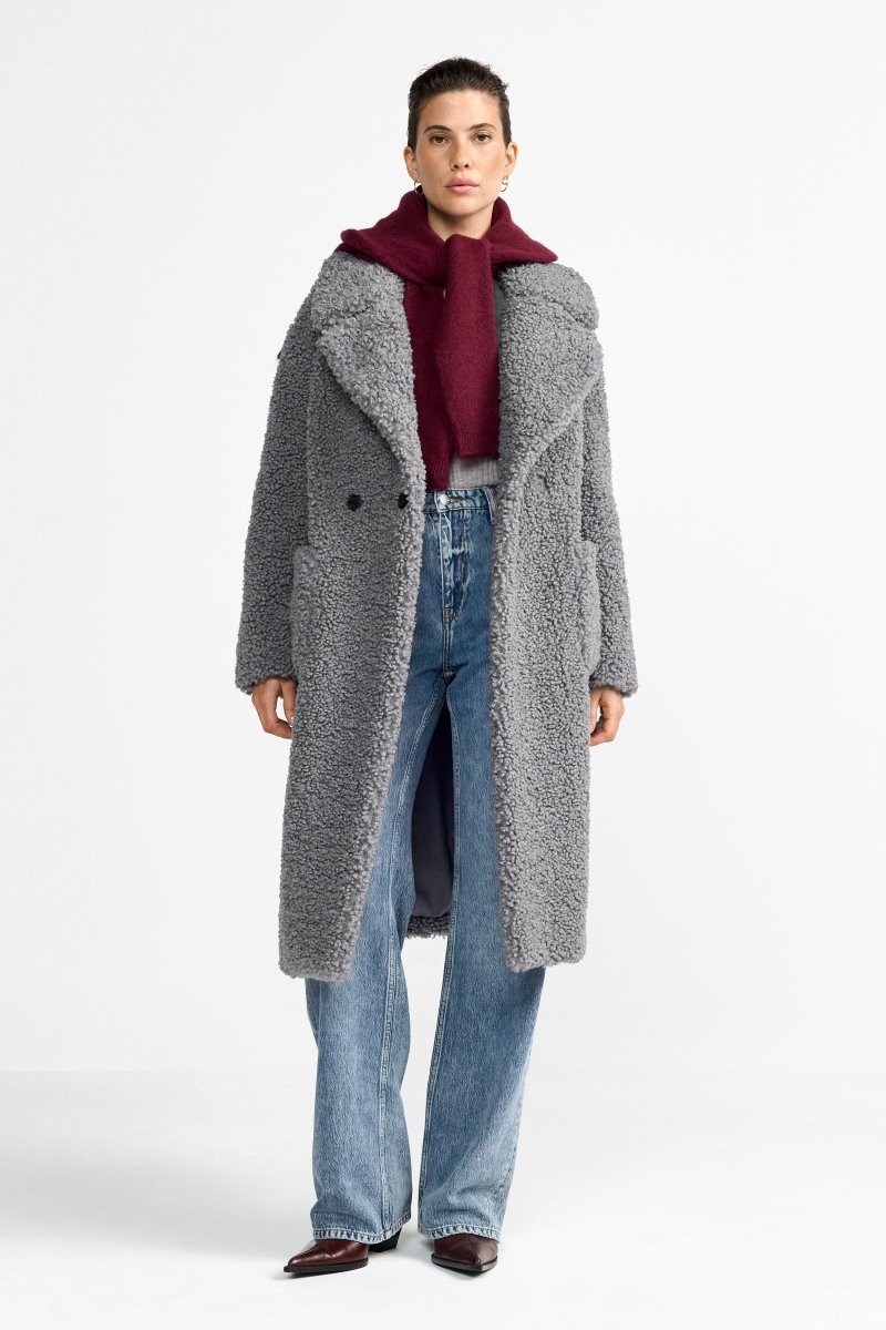 Oversized Teddy-Mantel-Rich & Royal