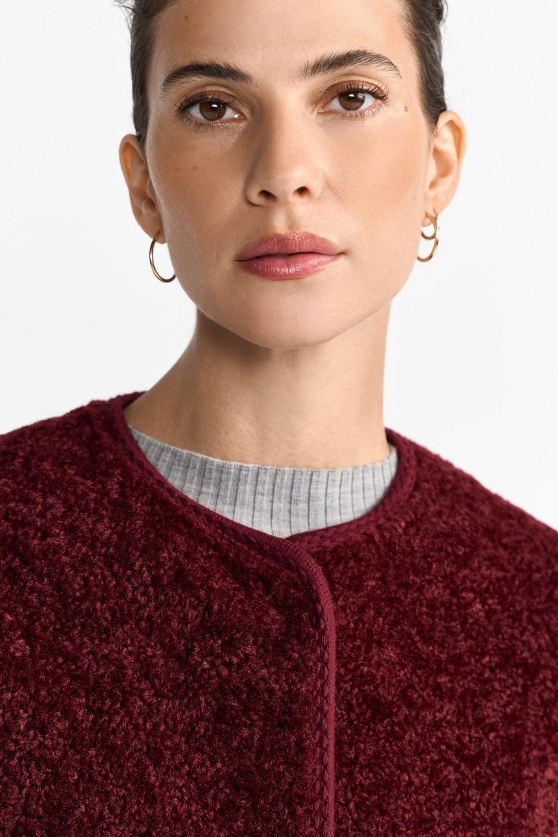 Elegante Kurzjacke in Bordeaux-Rich & Royal