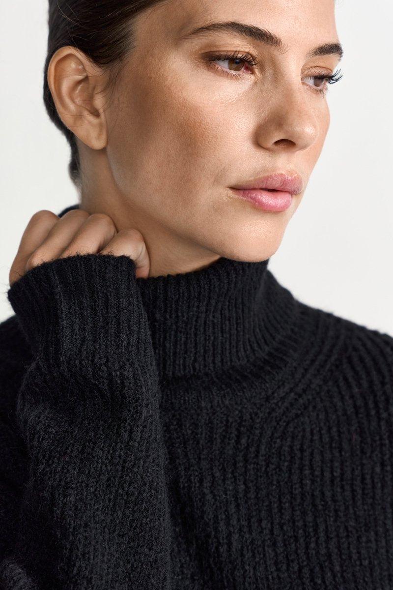 Oversize-Strickpullover mit Rollkragen-Rich & Royal