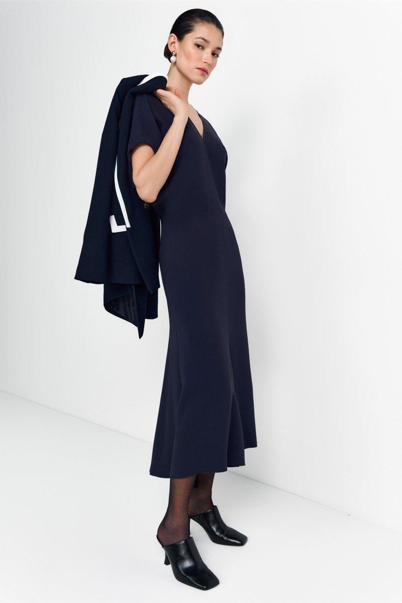 Tailliertes Midikleid mit V-Ausschnitt-Rich & Royal