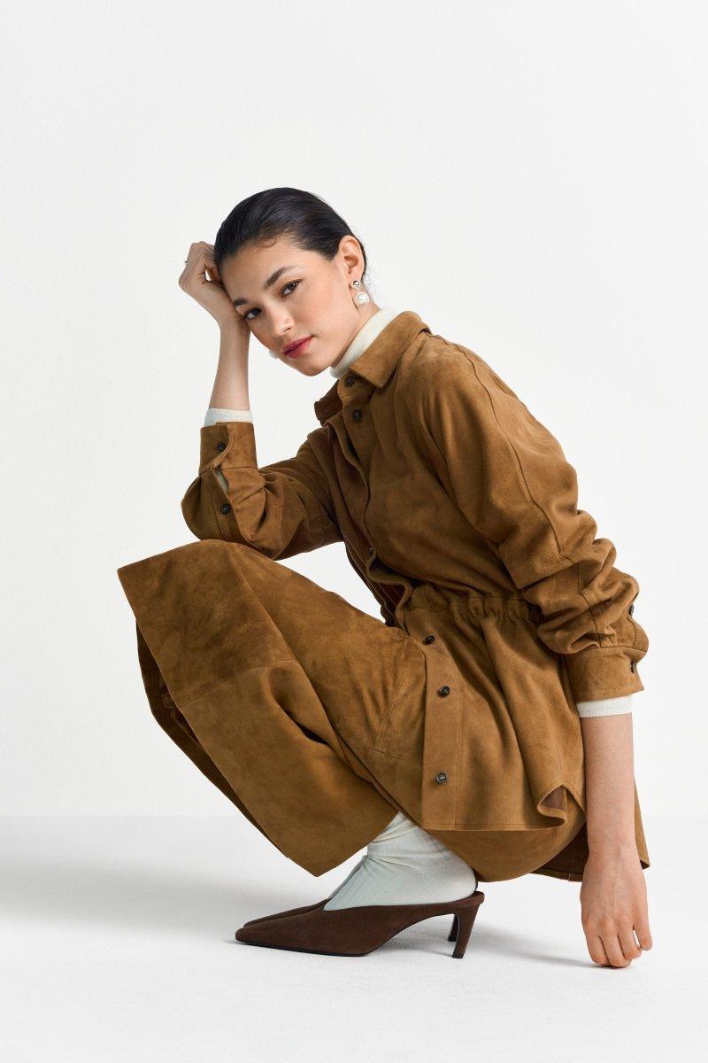 Cognacbraune Hemdjacke aus Velours-Rich & Royal