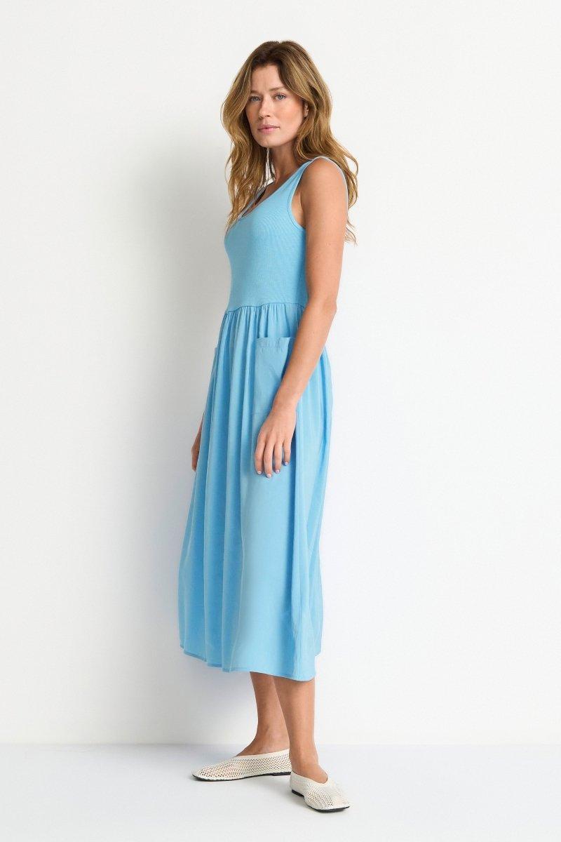 Midi dress with pockets
