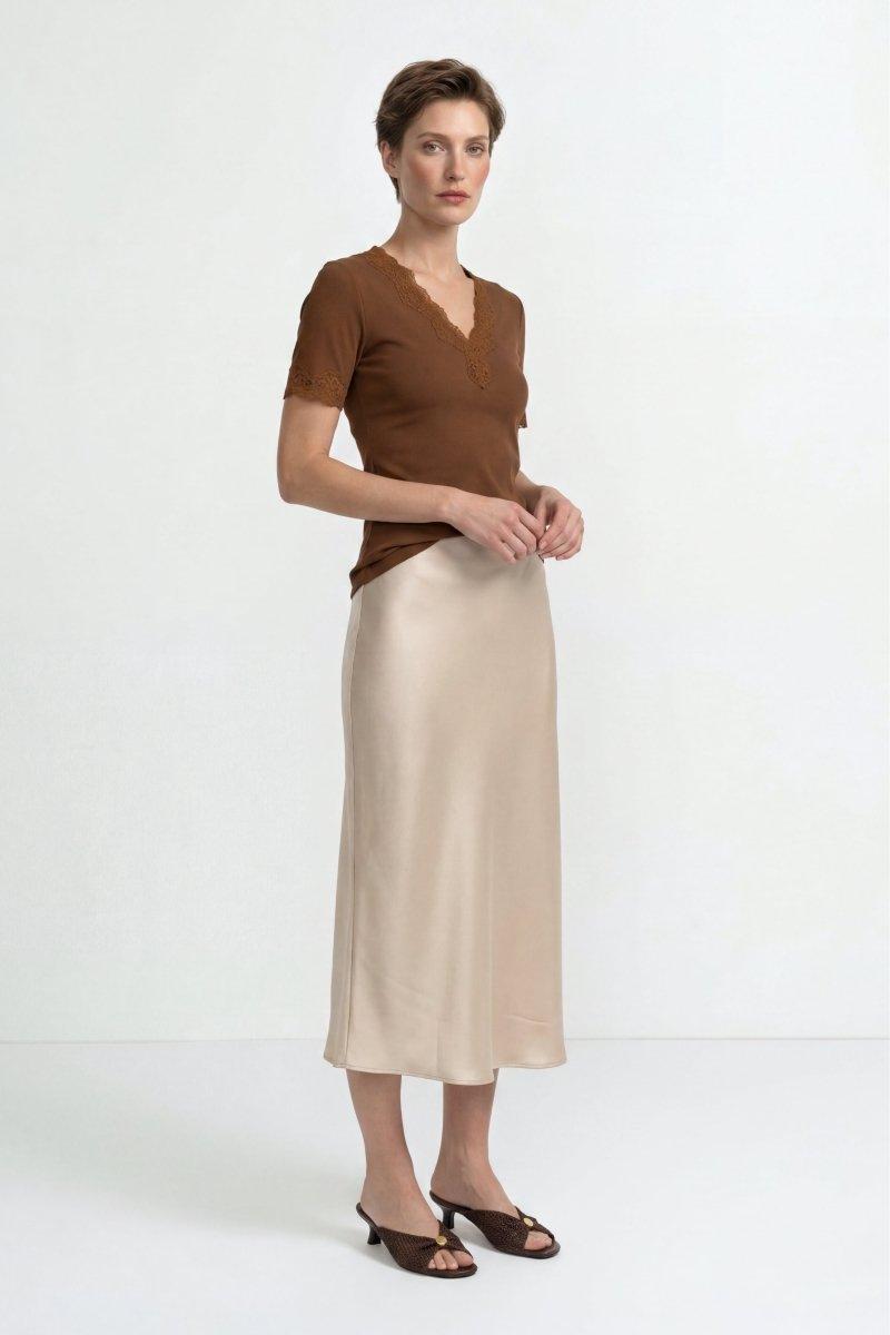 Figurbetontes Rippshirt mit Spitze-Rich & Royal