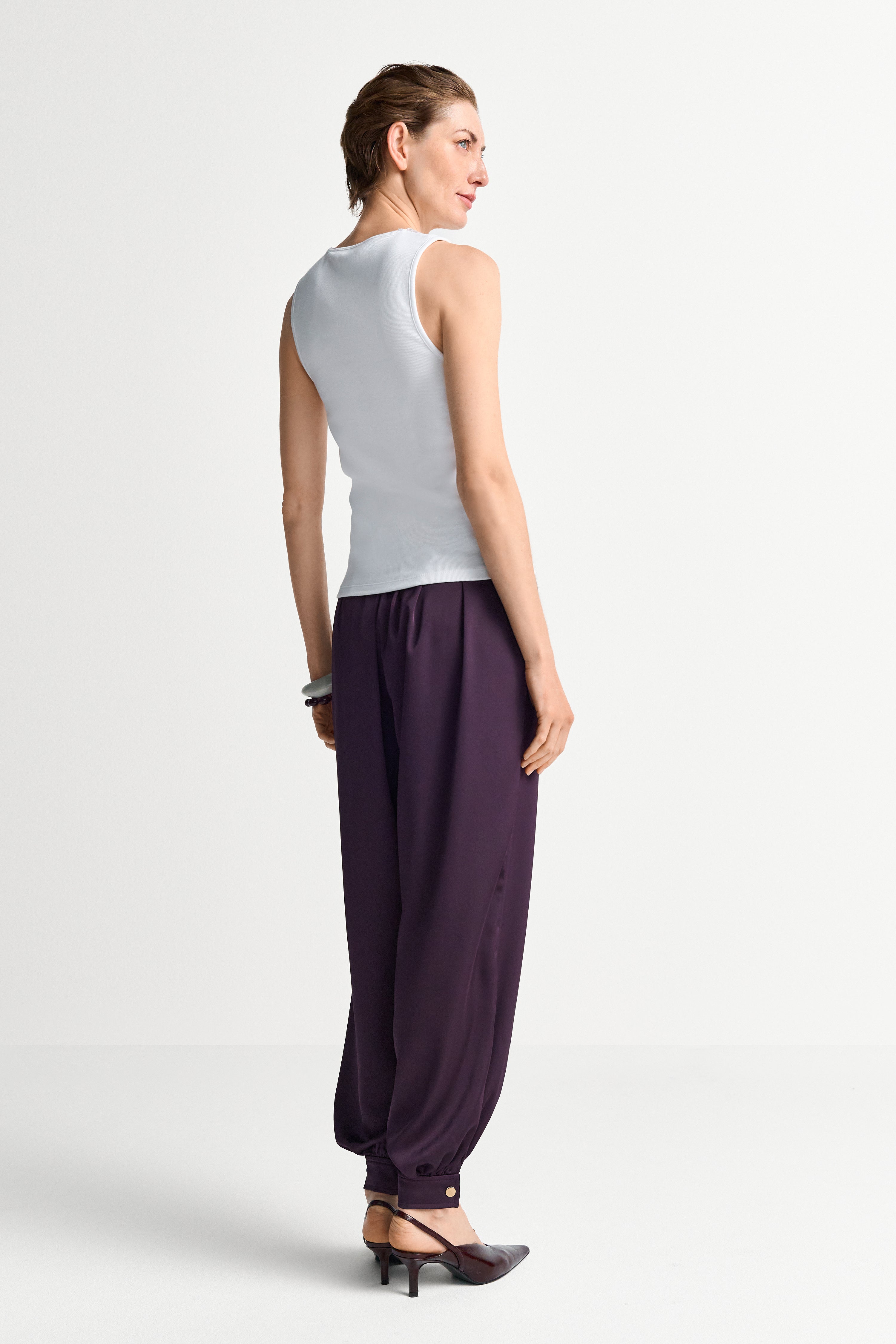 Figurbetontes Spitzentop aus Rippjersey-Rich & Royal