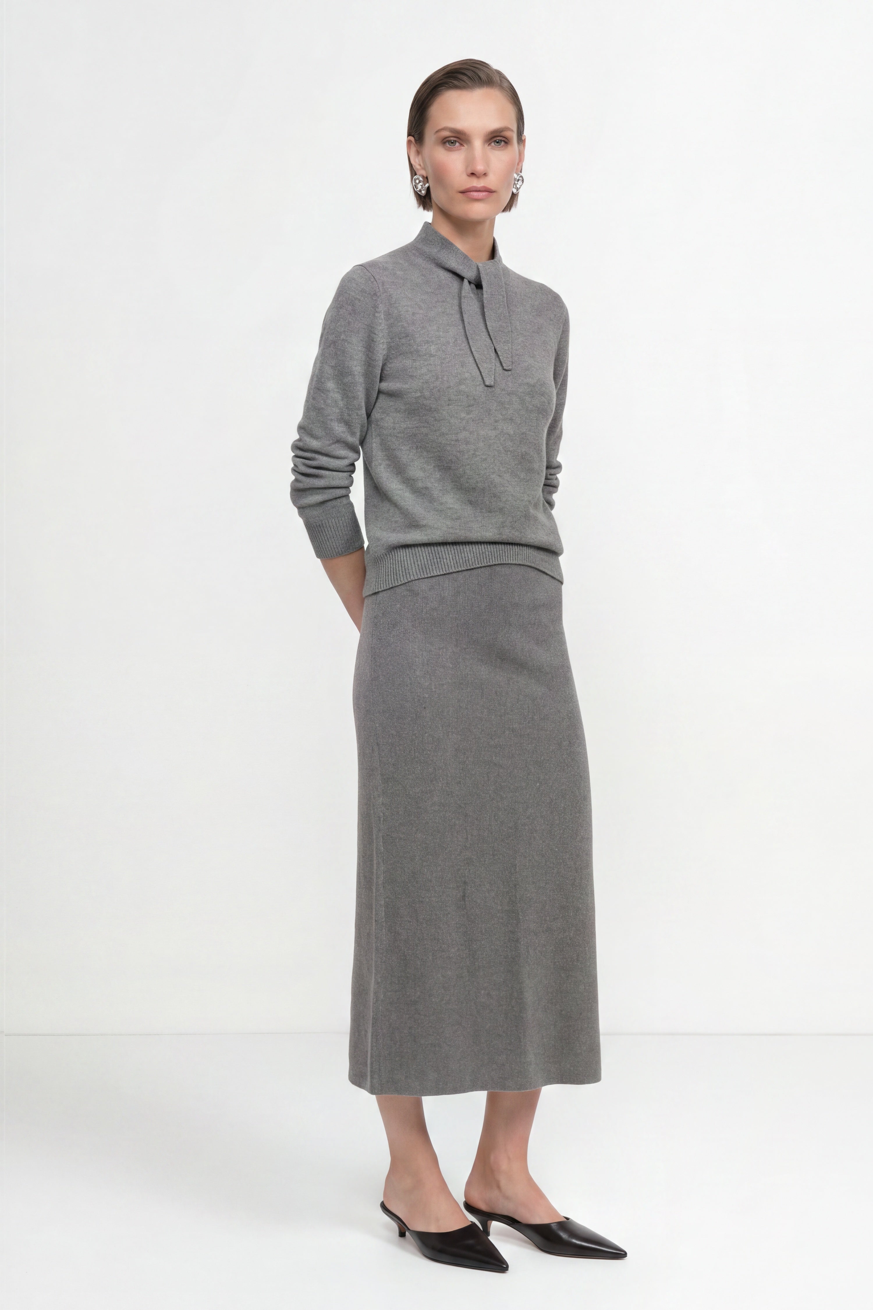 Merino-Kaschmir-Pullover mit Schleifenkragen-Rich & Royal