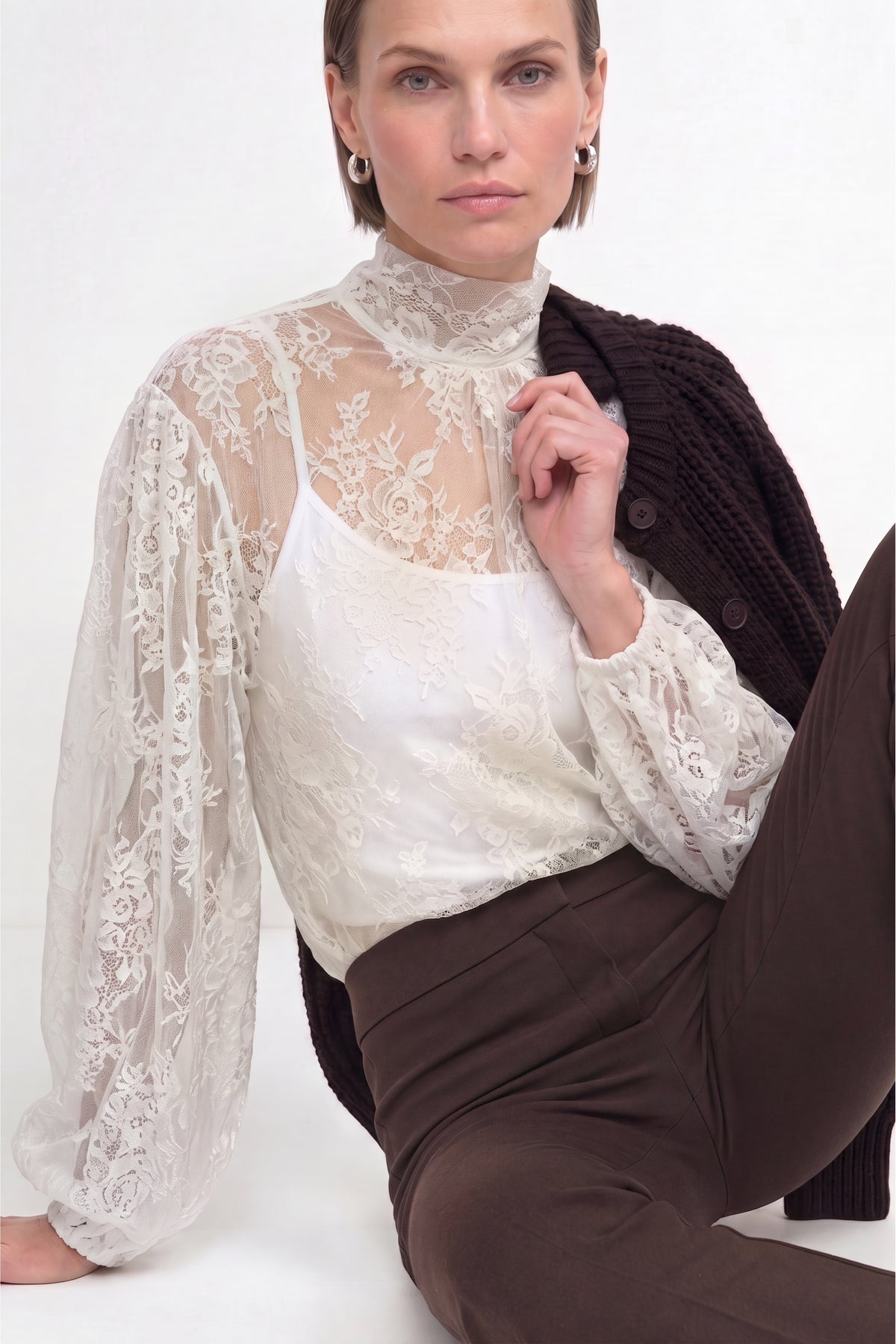 Transparente Spitzenbluse mit Stehkragen-Rich & Royal