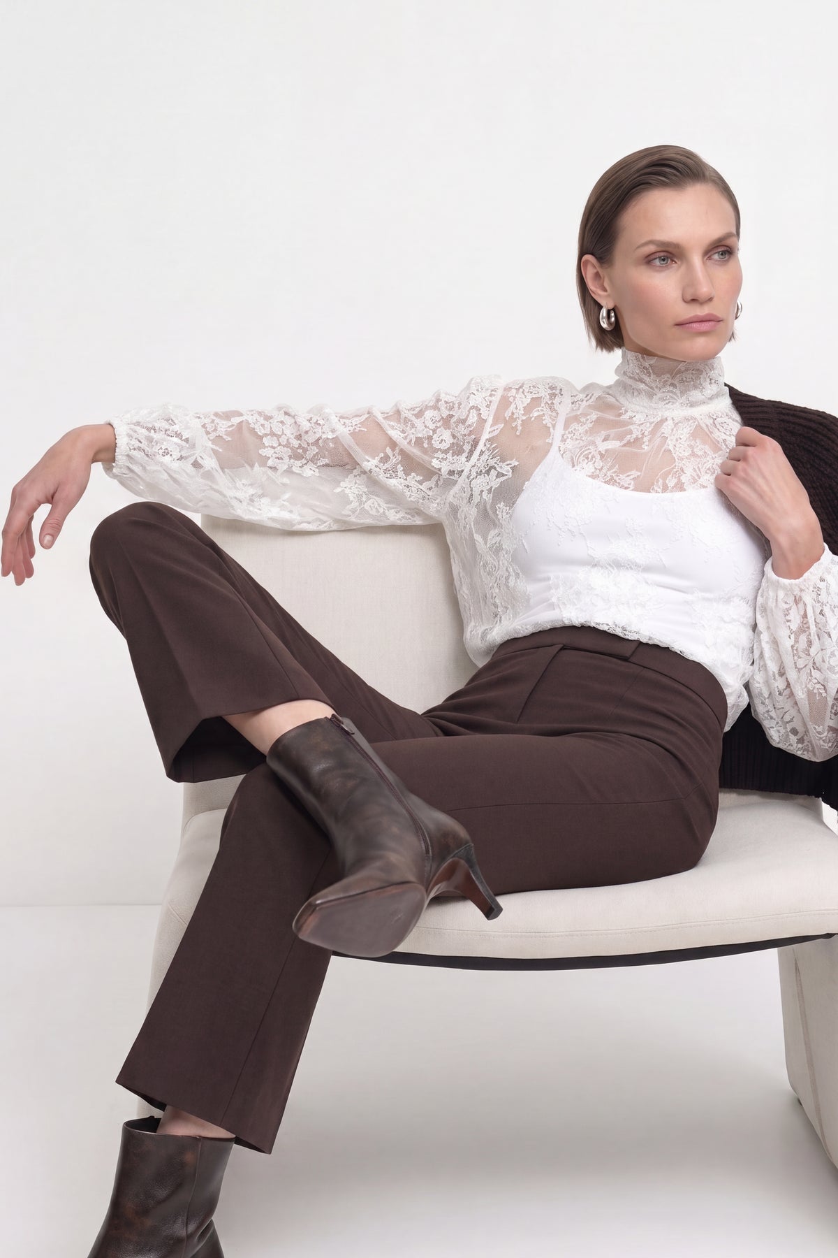 Transparente Spitzenbluse mit Stehkragen-Rich & Royal