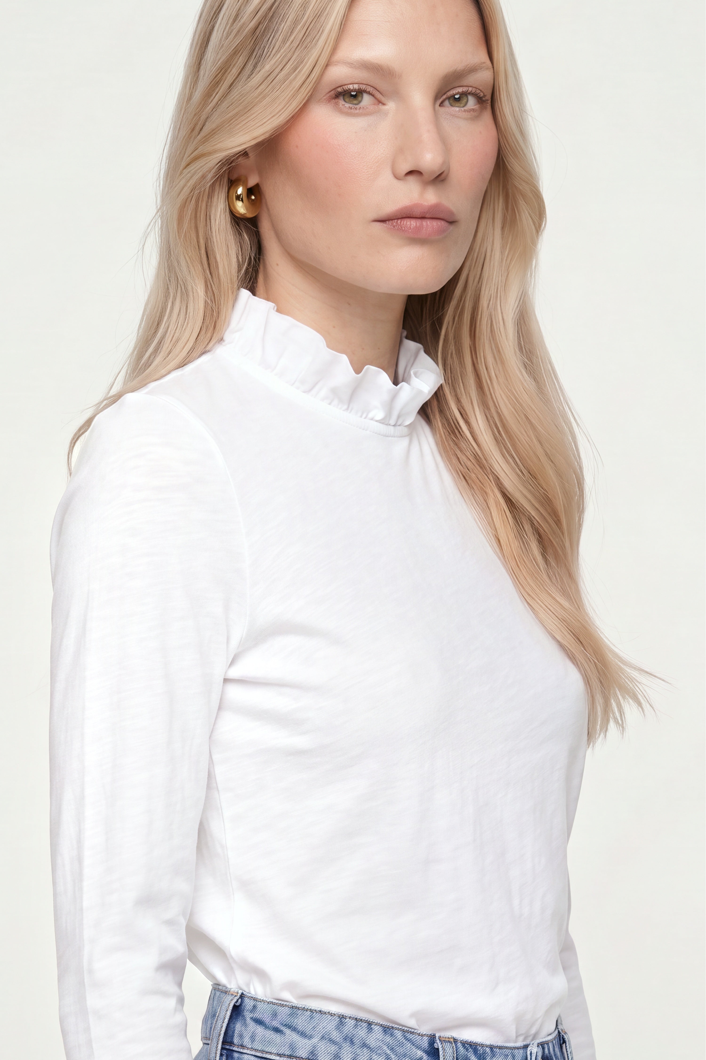 T-shirt long avec col frillé