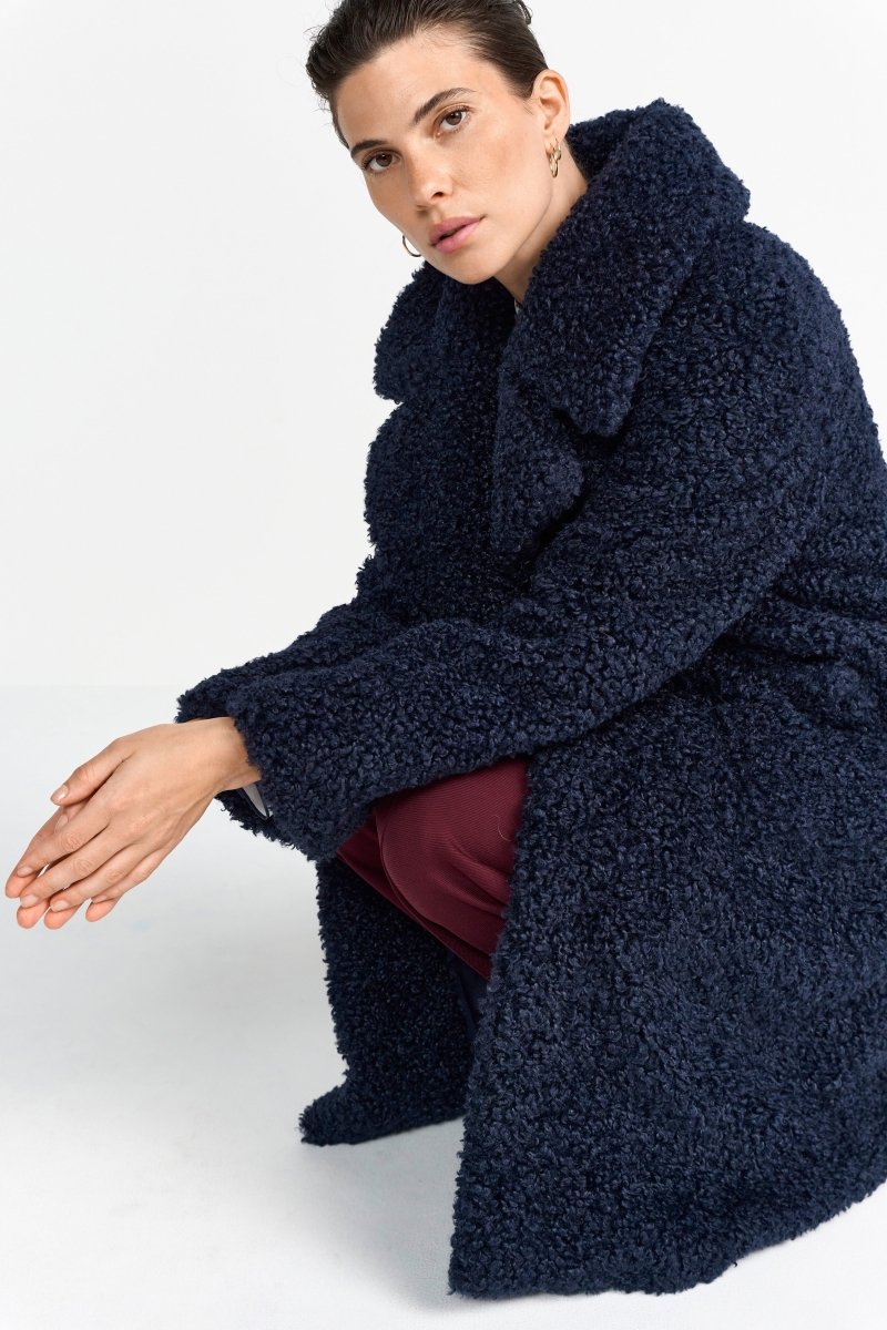 Oversized Teddy-Mantel-Rich & Royal