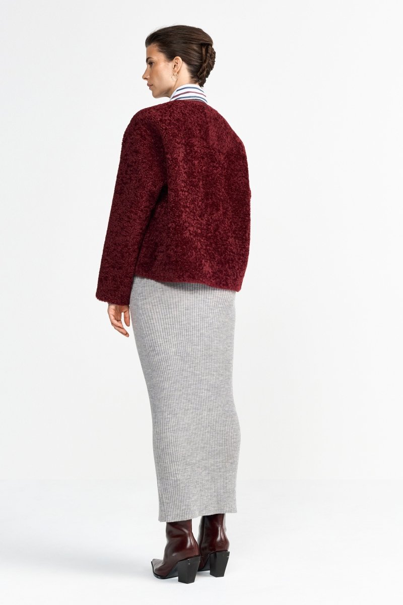 Elegante Kurzjacke in Bordeaux-Rich & Royal