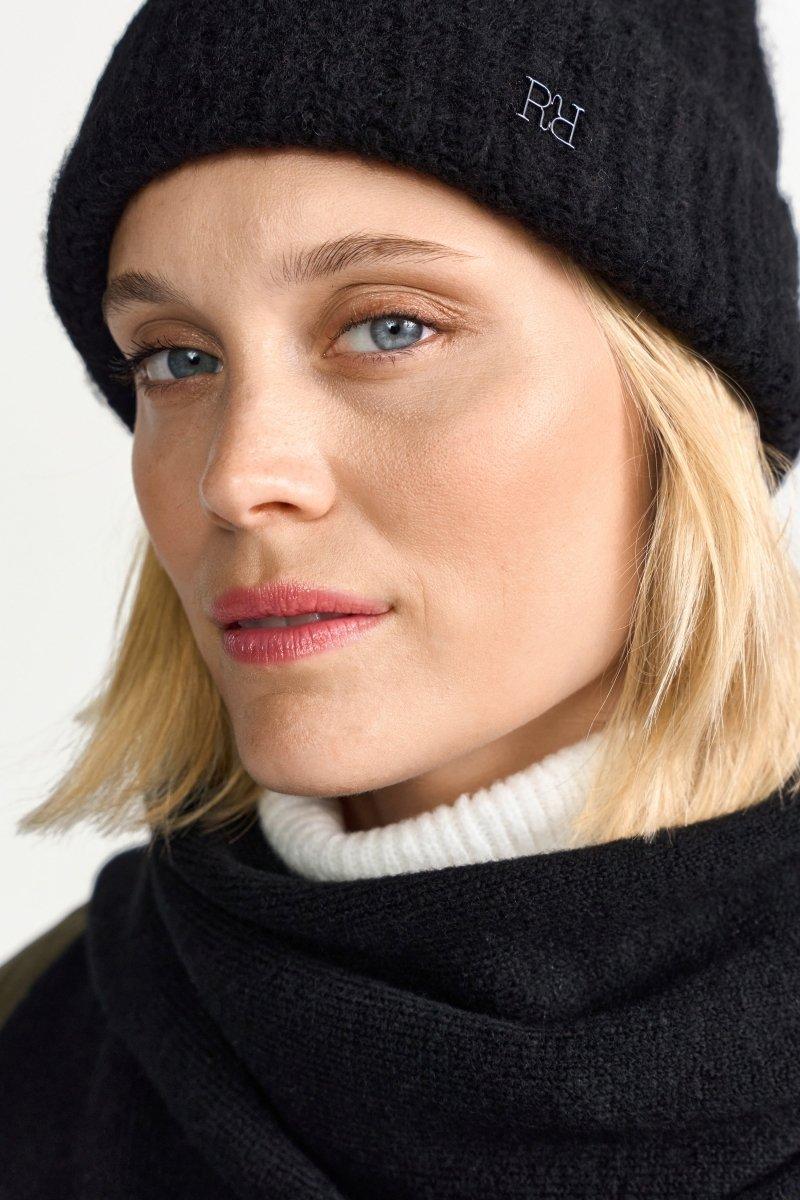 Beanie aus Rippstrick-Rich & Royal