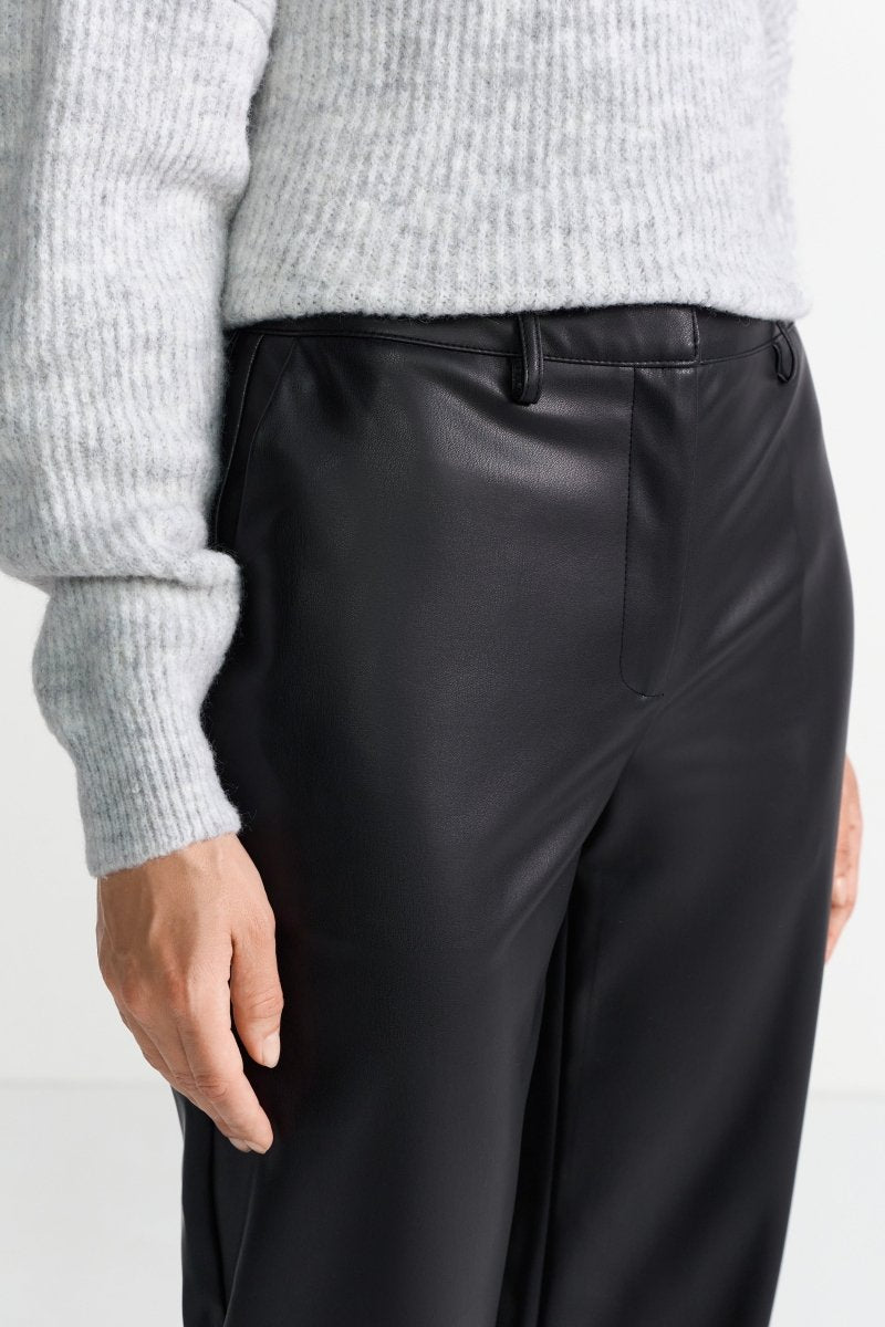 Schwarze Kunstlederhose-Rich & Royal