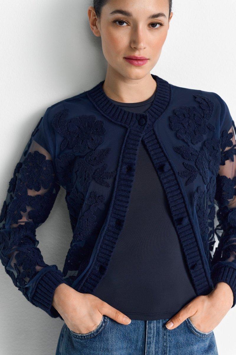 Strickjacke mit Blumenapplikation-Rich & Royal