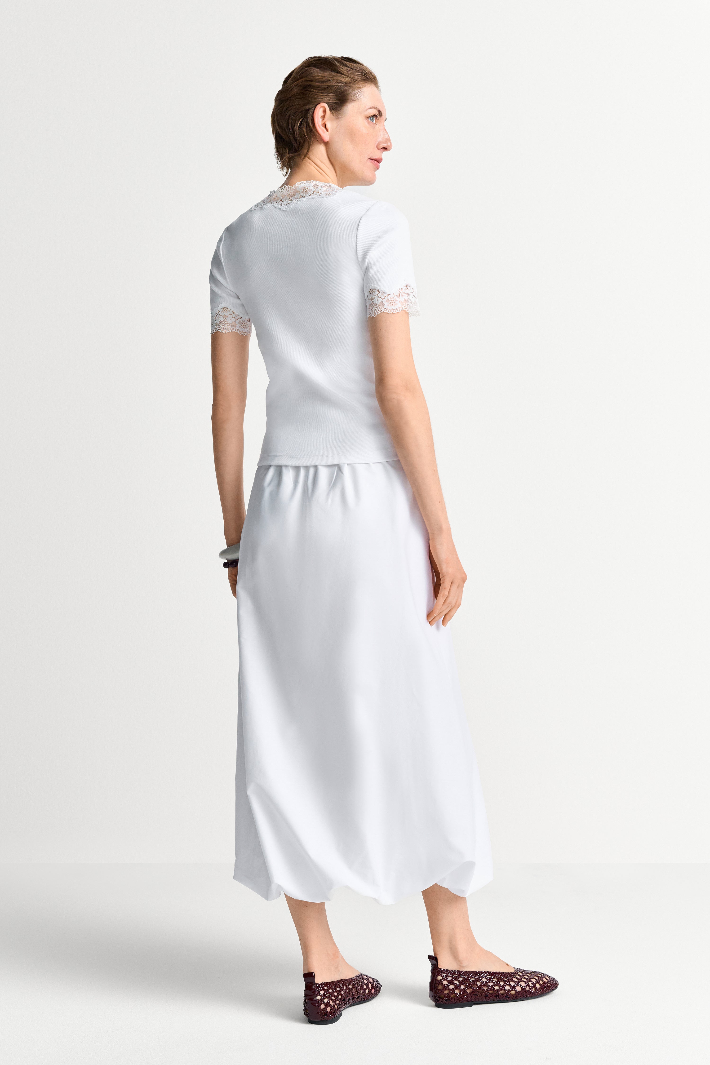 Figurbetontes Rippshirt mit Spitze-Rich & Royal