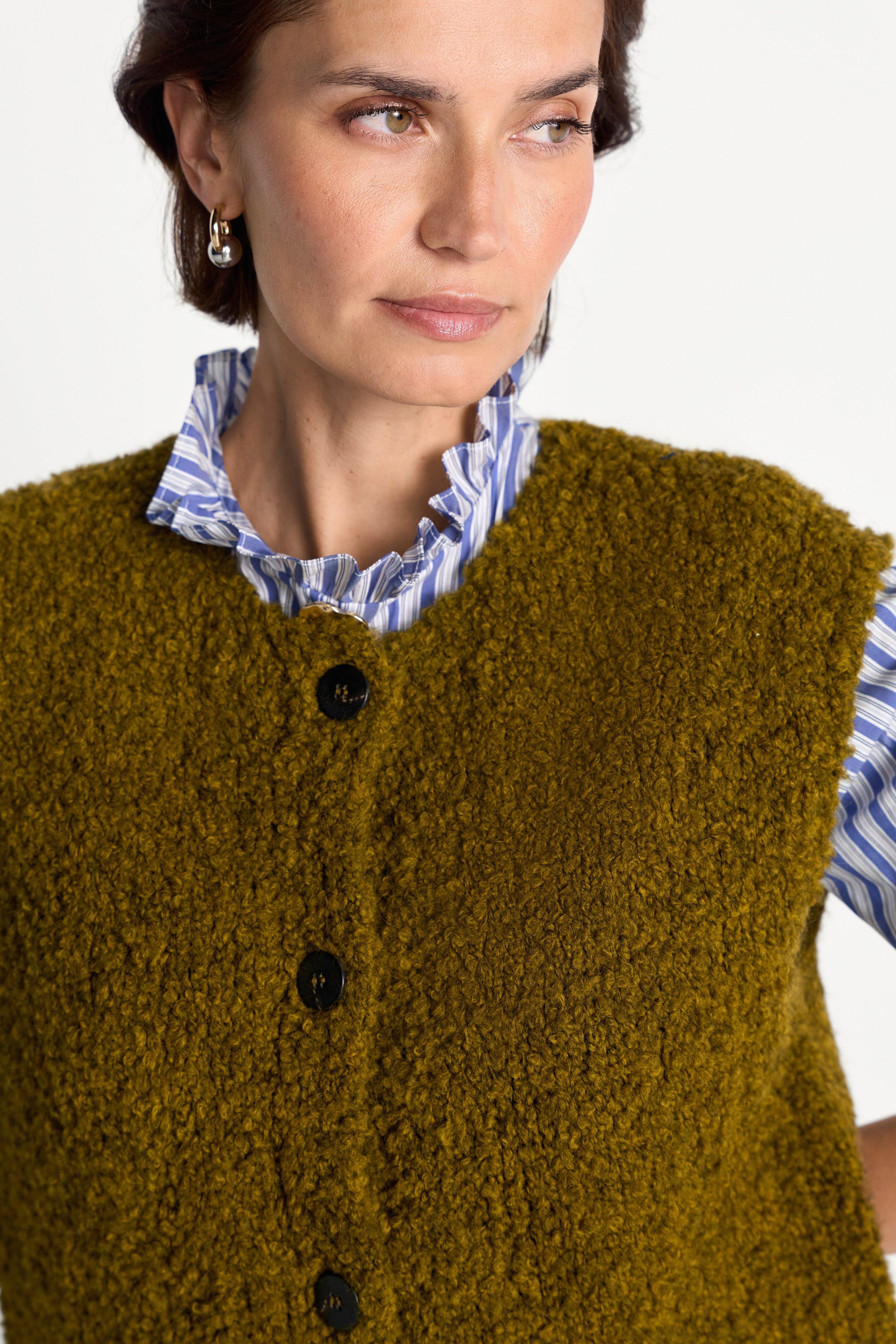 Bouclé-Strickweste mit Knopfleiste-Rich & Royal