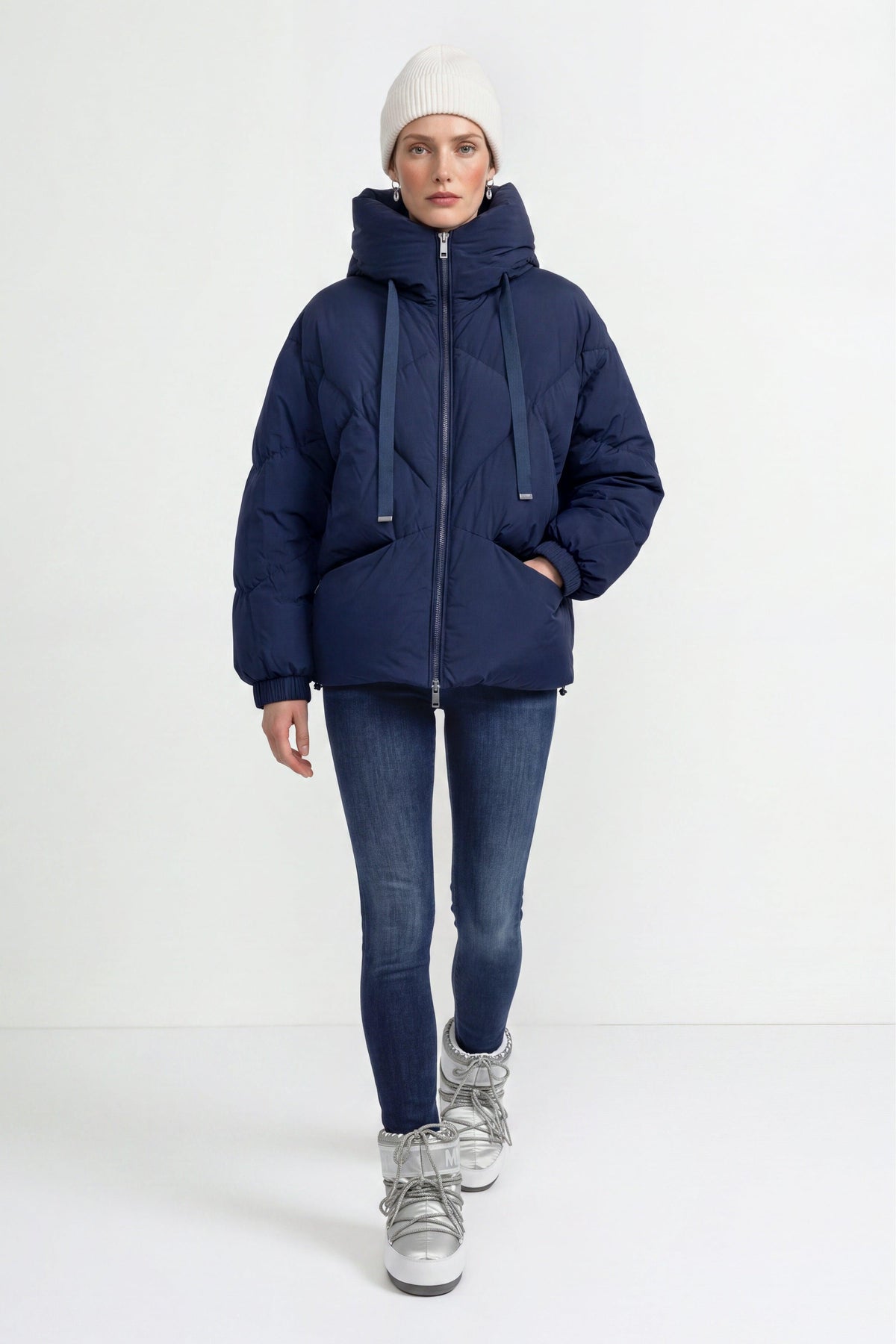 Oversized Daunenjacke mit Kapuze-Rich & Royal