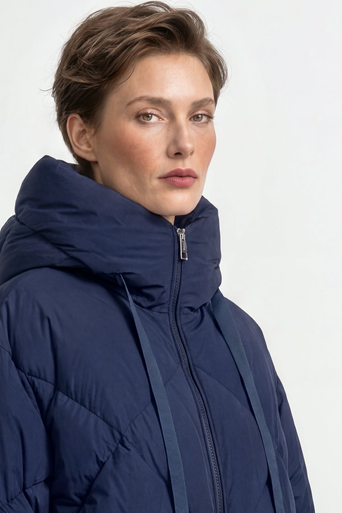 Oversized Daunenjacke mit Kapuze-Rich & Royal
