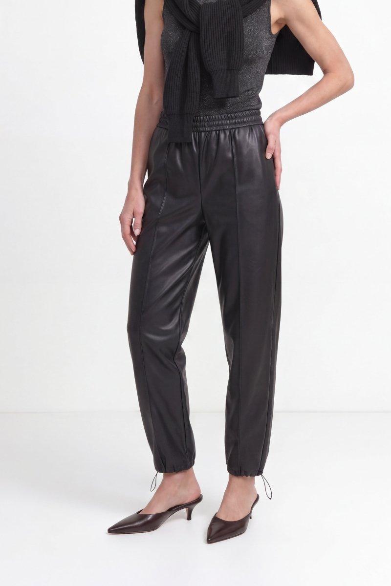 Schwarze Jogger-Hose in Lederoptik-Rich & Royal