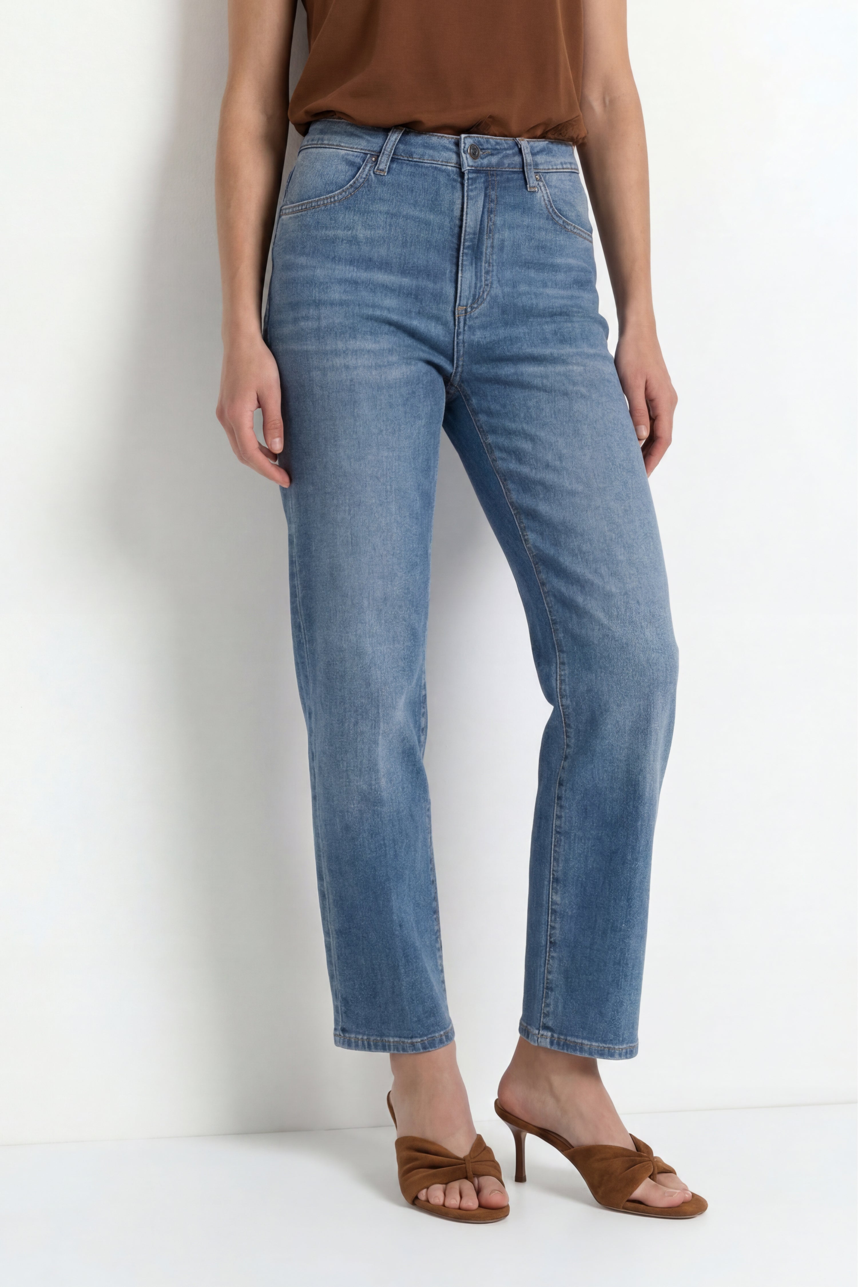 Straight-Leg-Jeans-Rich & Royal