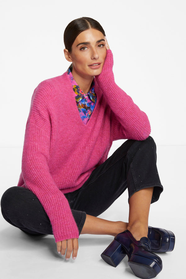 V-neck knit sweater-Rich & Royal